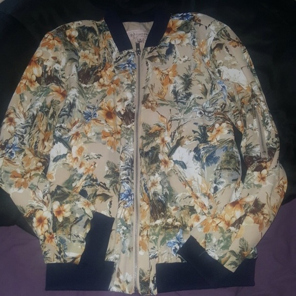 Brand new Philosophy Bomber /FIRM - Picture 6 of 7